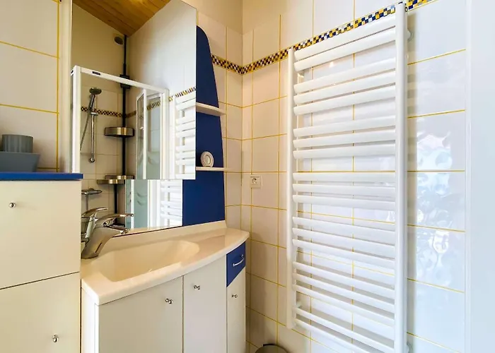 Magnifique Avec Piscine Et Billard فيلة *